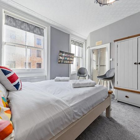 Number 27 Guesthouse Londen Buitenkant foto