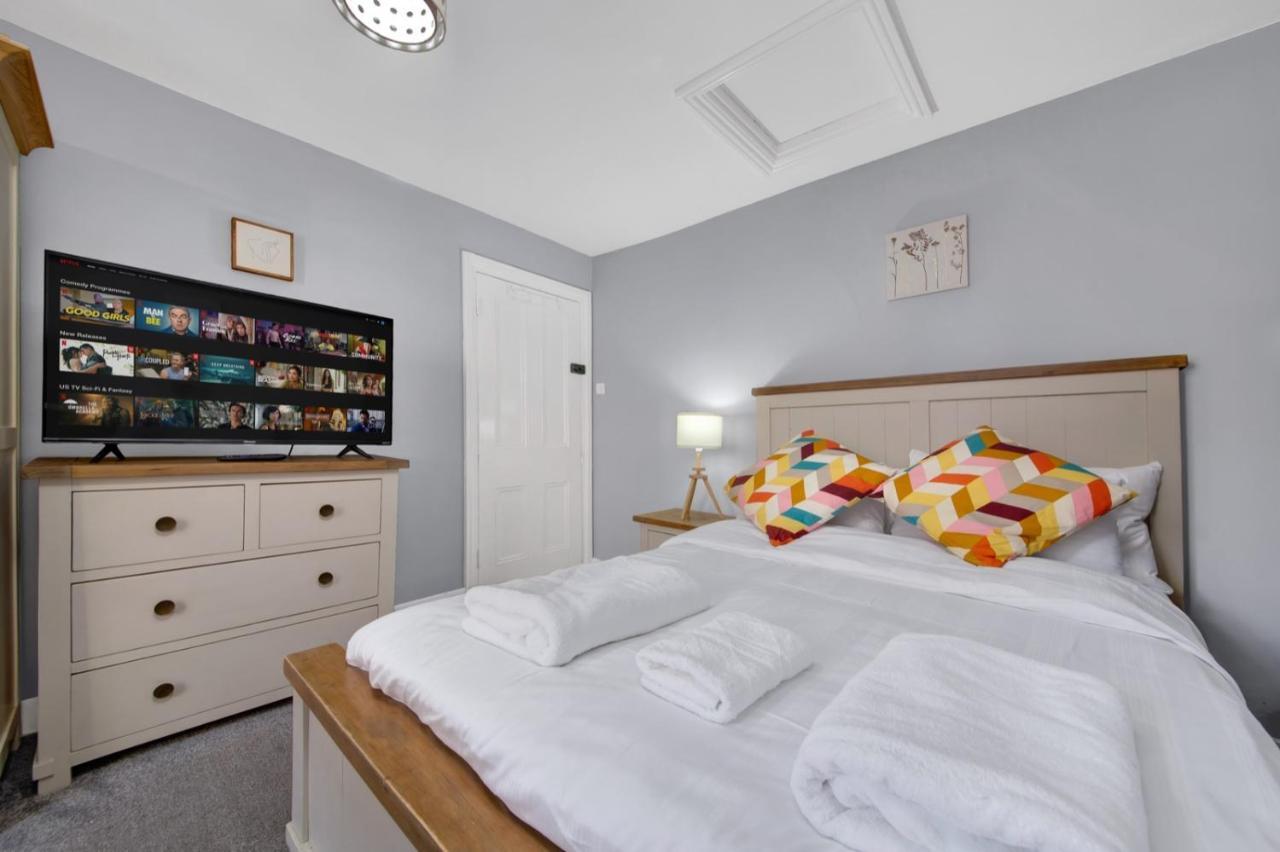 Number 27 Guesthouse Londen Buitenkant foto