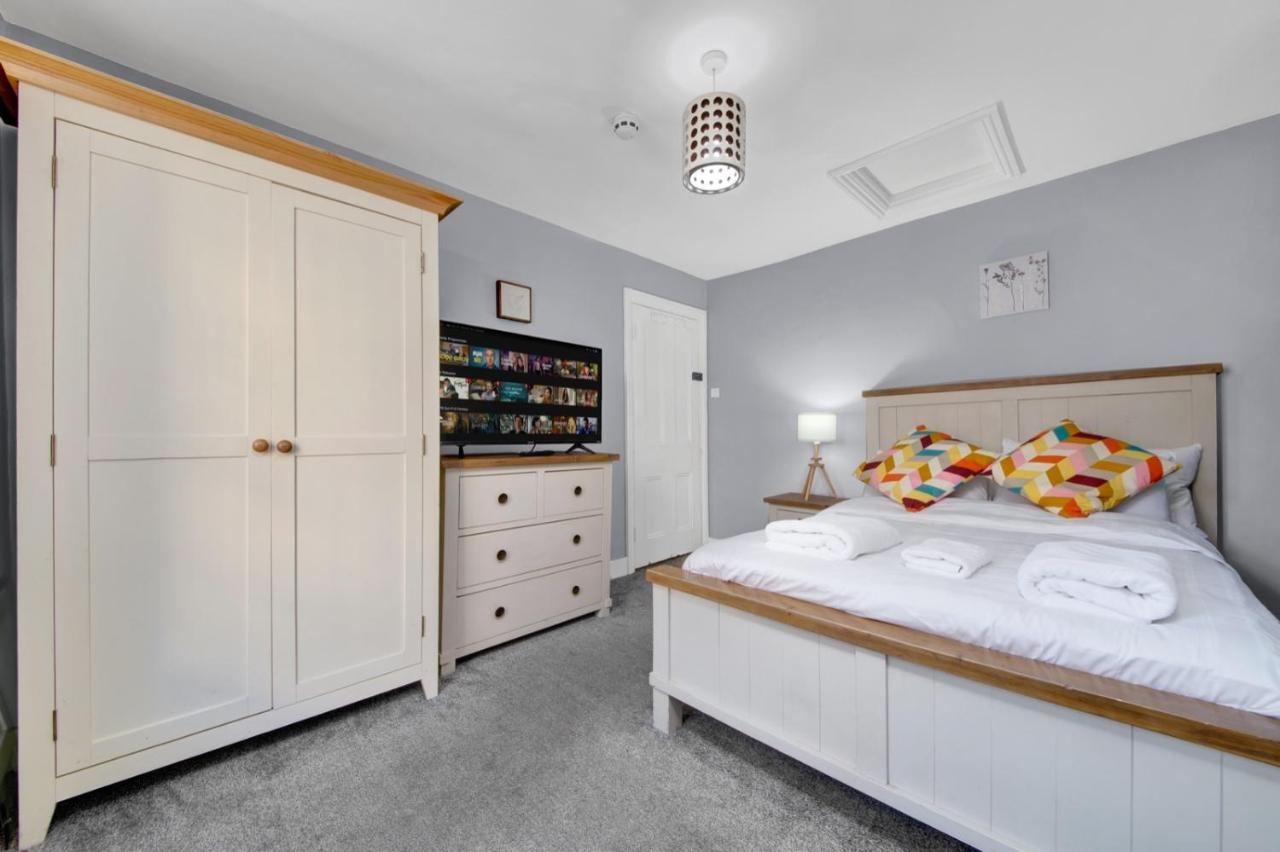 Number 27 Guesthouse Londen Buitenkant foto