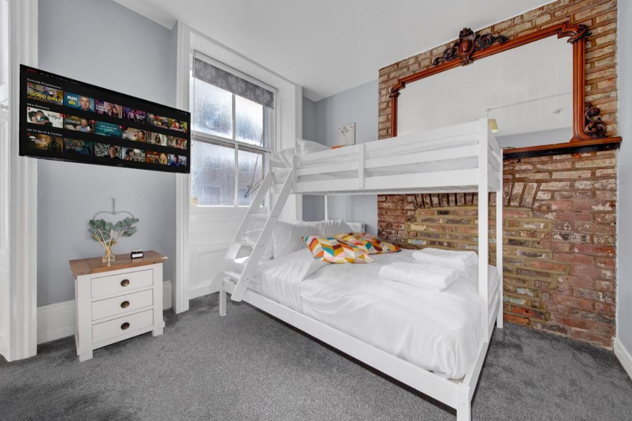 Number 27 Guesthouse Londen Buitenkant foto